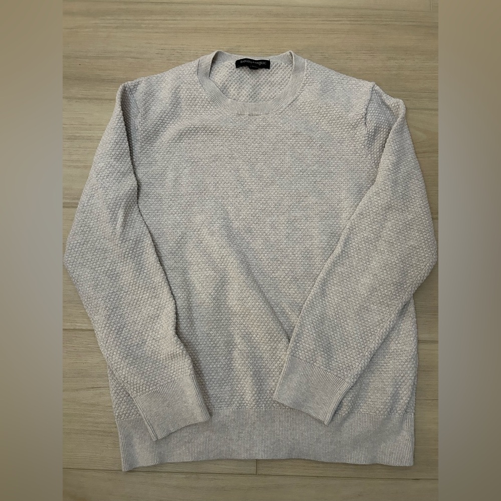 Banana Republic Women’s Beige Waffle Knit Sweater